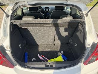 Opel Corsa 1.4 16v Edition picture 13