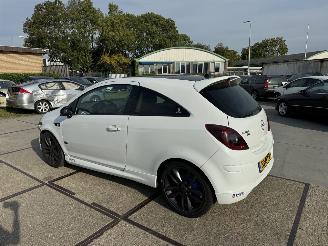 Opel Corsa 1.4 16v Edition picture 4