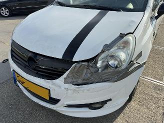 Opel Corsa 1.4 16v Edition picture 14