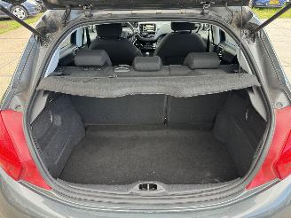 Peugeot 208 1.2  VTI Envy 5drs picture 14