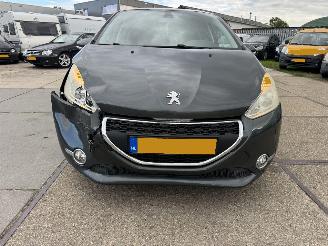 Peugeot 208 1.2  VTI Envy 5drs picture 12