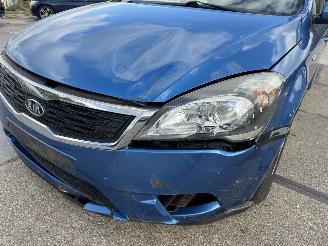 Kia Cee d 1.6 CVVT X-tra Sporty Wagon picture 15