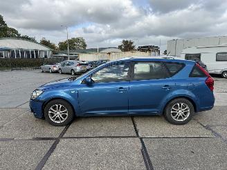 Kia Cee d 1.6 CVVT X-tra Sporty Wagon picture 19