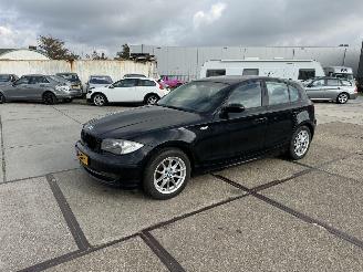 krockskadad bil auto BMW 1-serie 116i 2008/11