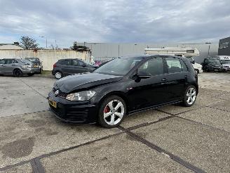 Unfallwagen Volkswagen Golf 2.0 TSI GTI 5 drs 2013/6