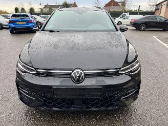 damaged passenger cars Volkswagen Golf 8.5 Variant 1.5 eTSI 110 kW R-Line NEDERLANDSE KENTEKEN 2025/5