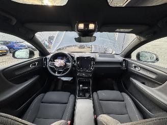 Volvo C-40 C40 Single Motor Extended Range Plus Dark picture 9