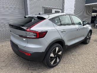 Volvo C-40 C40 Single Motor Extended Range Plus Dark picture 4