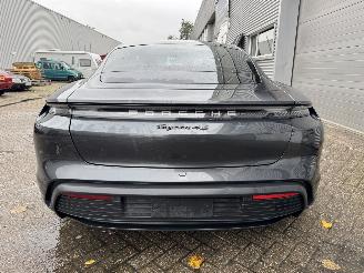 Porsche Taycan 4S Performance voll auto start en rijd picture 3