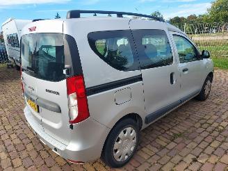 Dacia Dokker 1.2 Laureante + apk picture 3