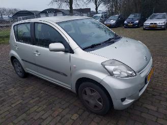 Auto incidentate Daihatsu Sirion 1.0 5 Deurs 2008/2