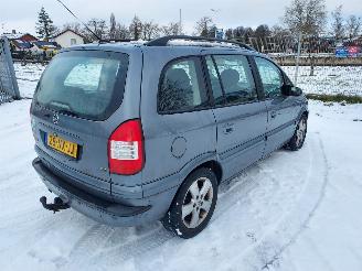 Opel Zafira 7 persoons AUTOMAAT picture 3