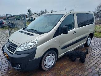 uszkodzony samochody ciężarowe Fiat Scudo 2.0 Diesel + Apk 2010/3