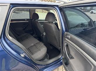 Volkswagen Golf 1.6 TDI  77kw AIRCO picture 19