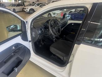 Volkswagen Up! 1.0 44kw AIRCO picture 12