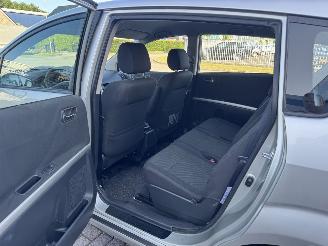 Toyota Corolla-verso 1.8 VVT-i   Aut.  7-Persoons CLIMA picture 11