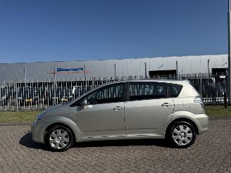 Toyota Corolla-verso 1.8 VVT-i   Aut.  7-Persoons CLIMA picture 2