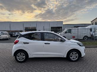 Hyundai I-10 1.0 46Kw Navi  286 KM!!!! picture 2
