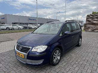 Unfallwagen Volkswagen Touran 1.9 TDI 77Kw Airco - Navi - 7-Persoons 2010/7