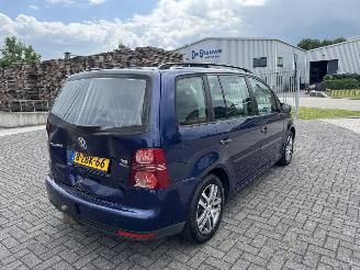 Volkswagen Touran 1.9 TDI 77Kw Airco - Navi - 7-Persoons picture 6