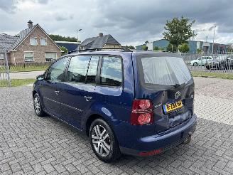 Volkswagen Touran 1.9 TDI 77Kw Airco - Navi - 7-Persoons picture 3