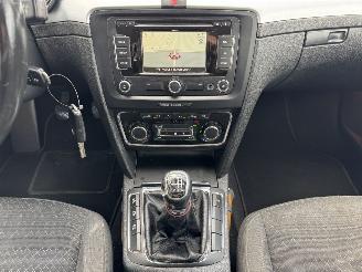 Skoda Superb 1.6 TDI 77Kw  Clima - Navi - Euro6 picture 17