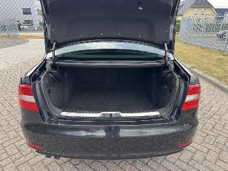 Skoda Superb 1.6 TDI 77Kw  Clima - Navi - Euro6 picture 18