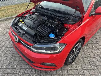 Volkswagen Polo 1.6 TDI 70Kw Clima - Navi - Euro6 picture 14