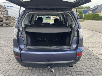 Mitsubishi Outlander 2.4 Intro Edition picture 13
