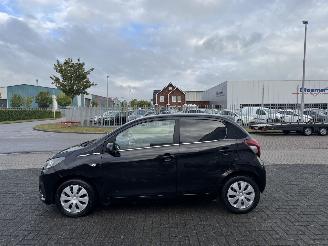 Peugeot 108 1.0  50Kw Active picture 2