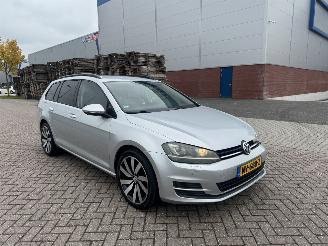 škoda osobní automobily Volkswagen Golf 1.6 TDI DSG Highline 2013/11