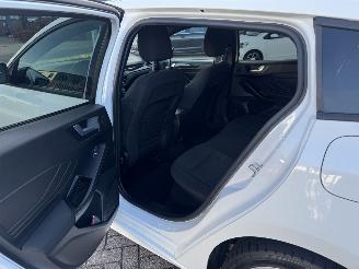 Ford Focus 1.0 Ecoboost ST Line picture 7