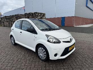 Toyota Aygo 1.0 VVT-i  50Kw AIRCO picture 4
