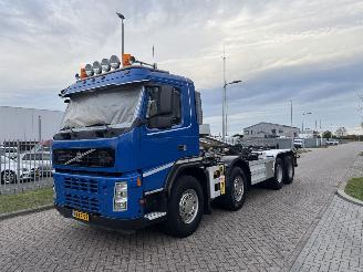 Schade vrachtwagen Volvo FM 8x2 Haakarm 2008/7