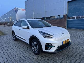 krockskadad bil auto Kia e-Niro 100 Kw Clima - Navi 2021/6