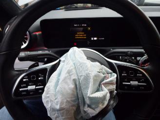 Mercedes Cla-klasse 250e Hyb picture 17