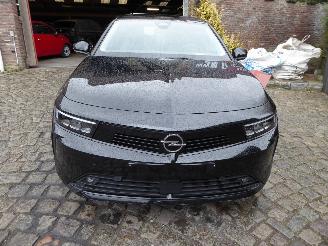 Opel Astra Sports Tourer Business Edition picture 2