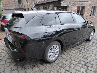 Opel Astra Sports Tourer Business Edition picture 4