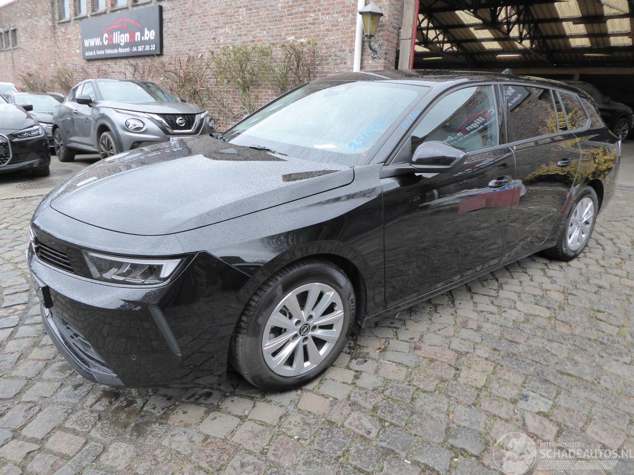 Opel Astra Sports Tourer Business Edition