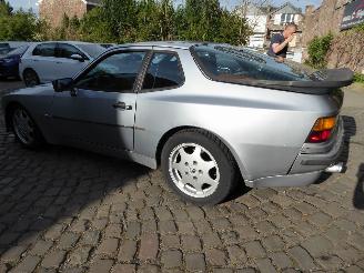 Porsche 944  picture 9
