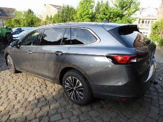 Skoda Superb Combi 1.5 TSI iV 150kW Selection picture 13