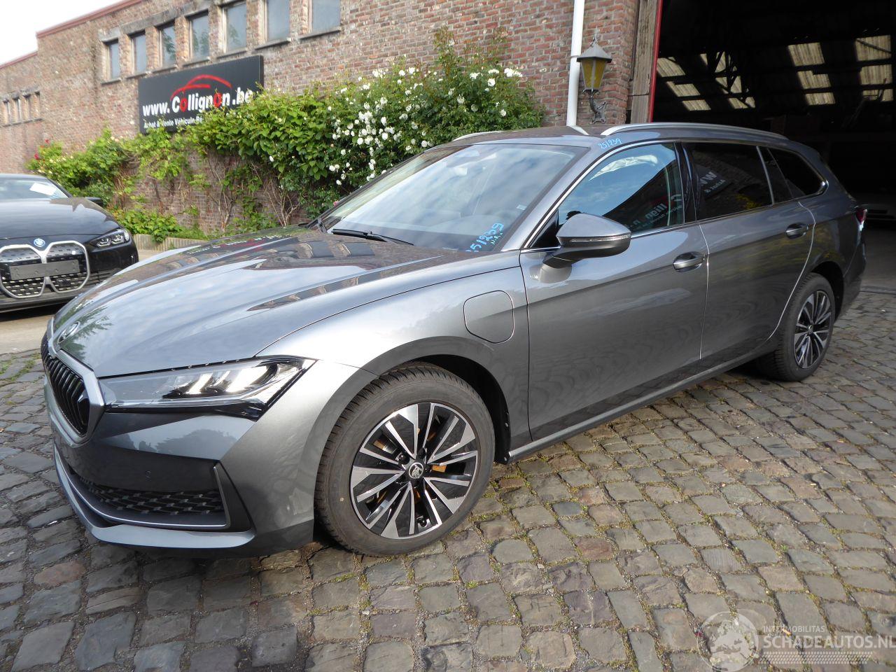 Skoda Superb Combi 1.5 TSI iV 150kW Selection