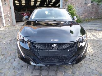 Peugeot 208 e- Active Pack picture 2