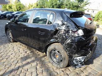 Peugeot 208 e- Active Pack picture 6