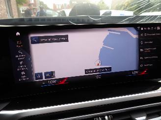 BMW 3-serie 320 e picture 20