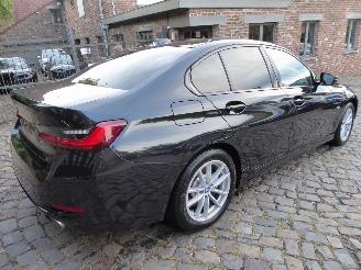 BMW 3-serie 320 e picture 5