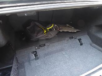 BMW 3-serie 320 e picture 13