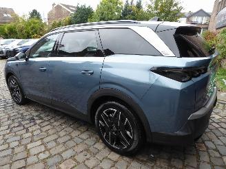 Peugeot 5008 Hybrid 136 GT picture 9