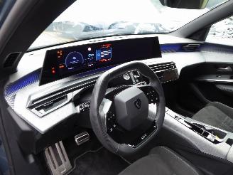 Peugeot 5008 Hybrid 136 GT picture 19