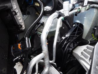 Peugeot 5008 Hybrid 136 GT picture 32